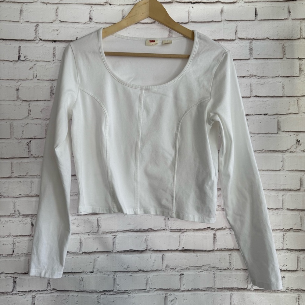 Levi's Classic White Long Sleeve Women's Top‎